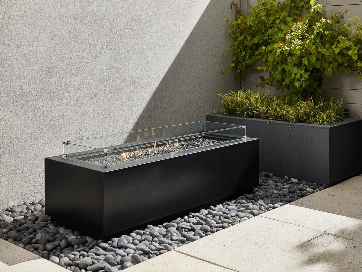 Stufa da esterno in metallo 110×48×46 cm - nera - braciere lineare con schermo in vetro